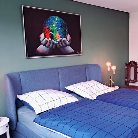Kleine Penthouse Mit Kamin